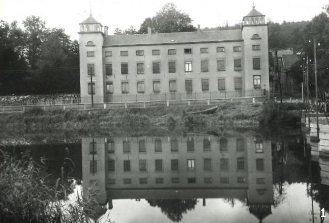 Floriffoux – rue Sous-la-Ville – château de Dorlodot