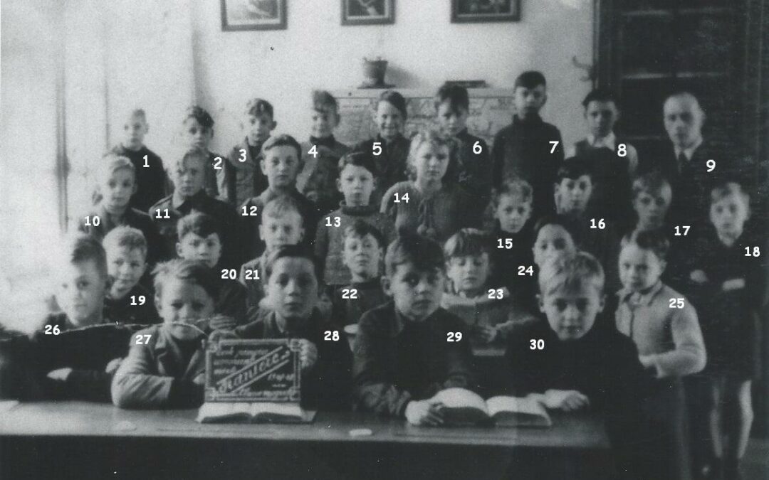 Franière – rue de l’Ecole – école primaire communale – classes de 1947/1948