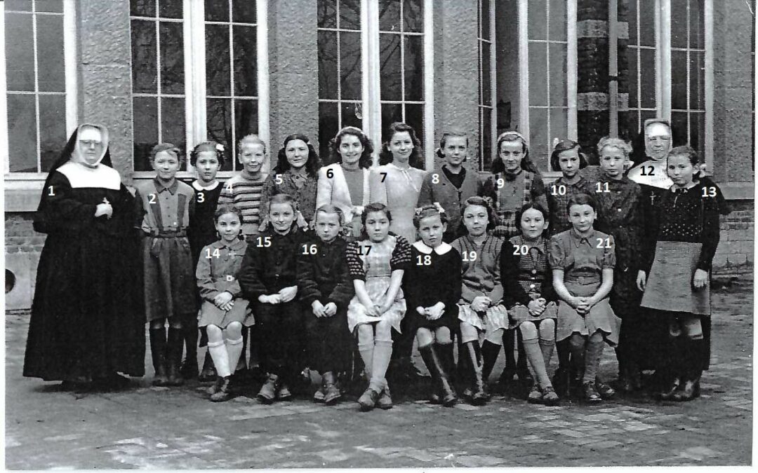 Franière – école primaire adoptée des filles – année 1948-1949 – Sœur AURELIE